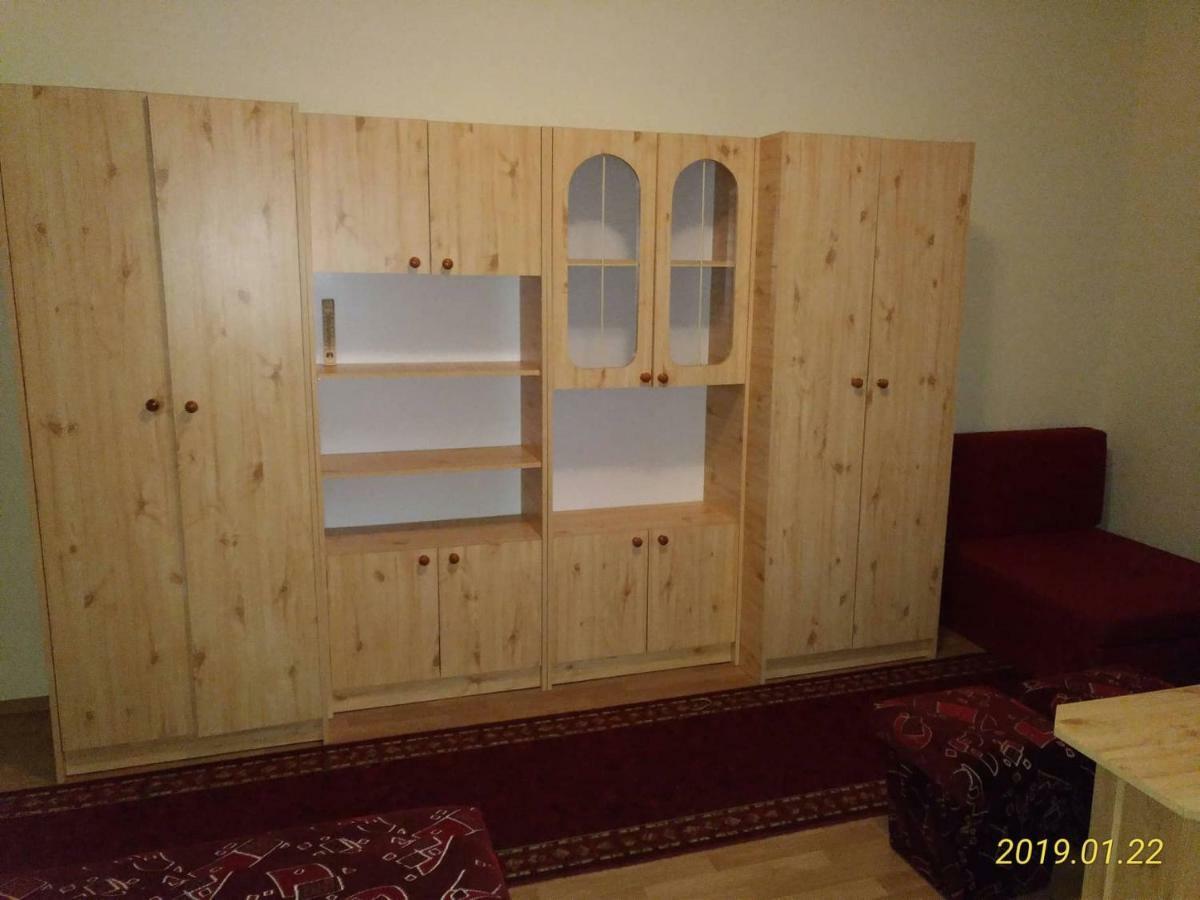 Nóra Apartman Apartamento Balatonfůzfő Exterior foto